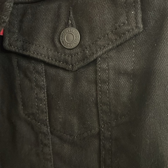 Levi's Jean Jacket - Size L - Picture 4 of 8